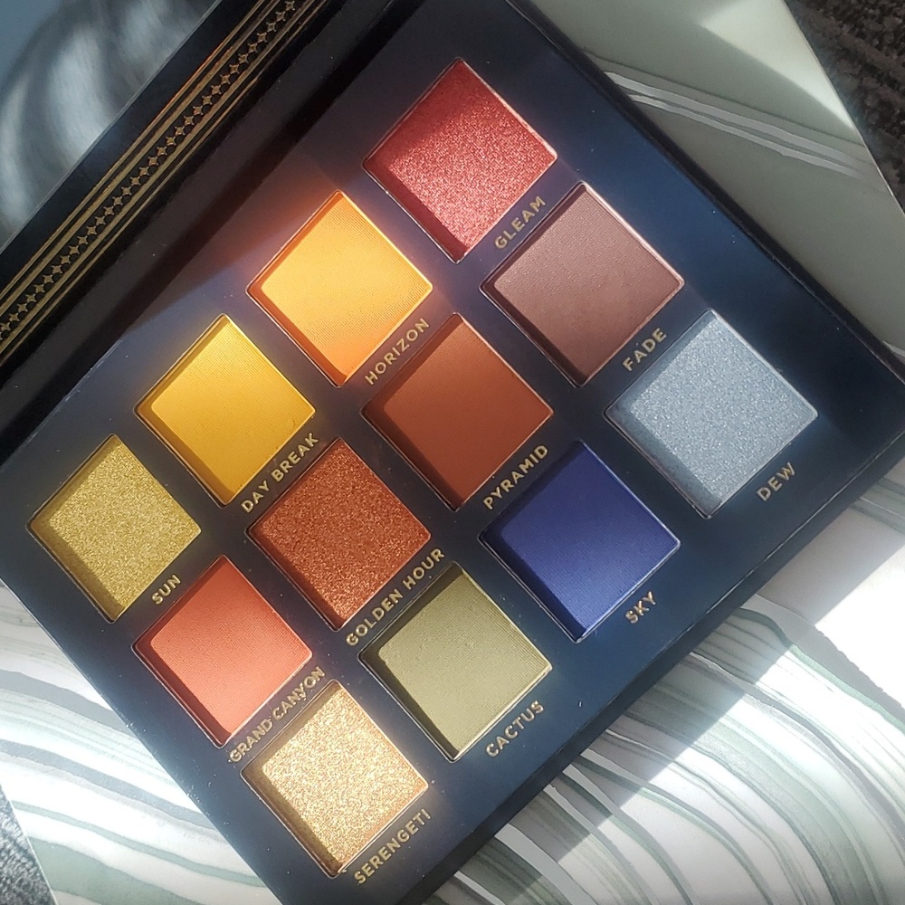 ACE BEAUTĒ VINTAGE DAWN EYE SHADOW